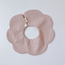 Load image into Gallery viewer, 日本 Hibi - Eyelet 口水巾 (Dusty Pink)
