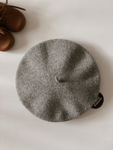 Load image into Gallery viewer, Le Beret Francais - 兒童貝雷帽 (Light Heather Grey)
