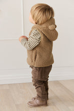 Load image into Gallery viewer, Jamie Kay - Neve Sherpa Vest - Pecan 4Y
