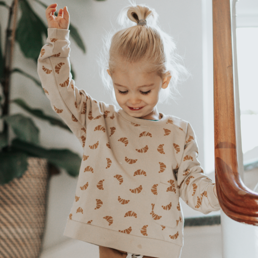 Monsieur Mini - Croissant Sweatshirt (5-6Y)