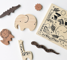 Load image into Gallery viewer, Wee Gallery - Wooden Tray Puzzle (Safari Animals)
